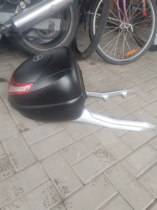 Top case moto givi