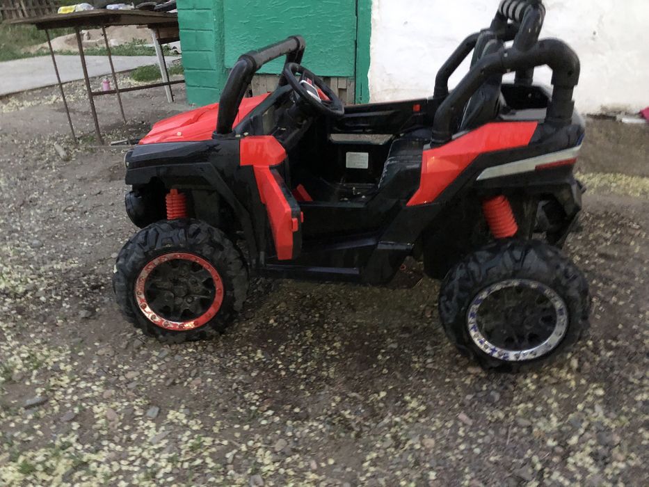 Машина сатам 50к