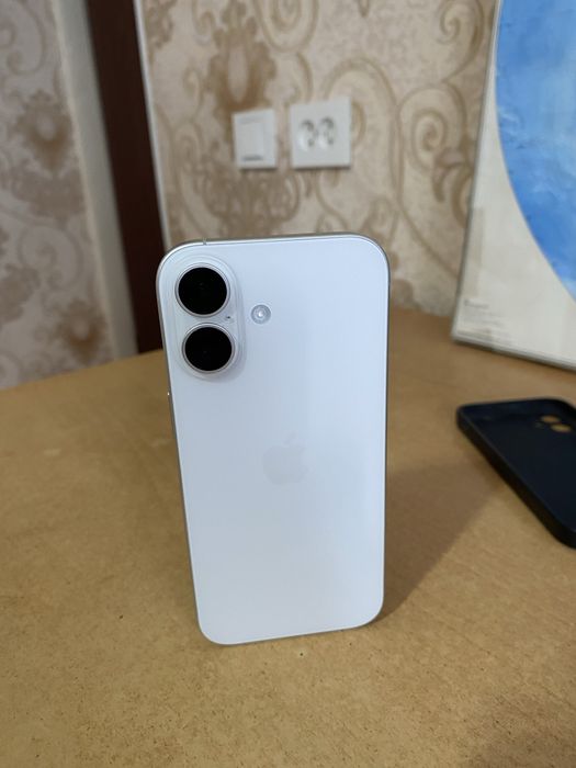 iPhone 17 256 gb white