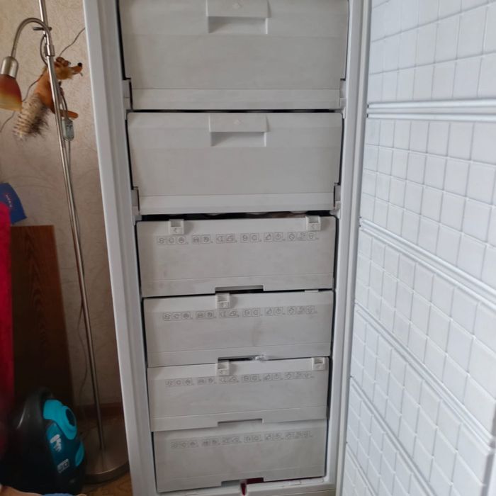 Продам морозильная камера