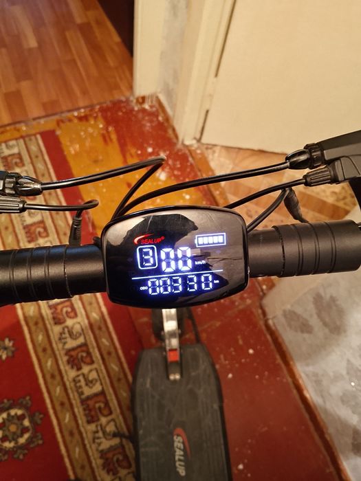 Электро самокат с сиденьем