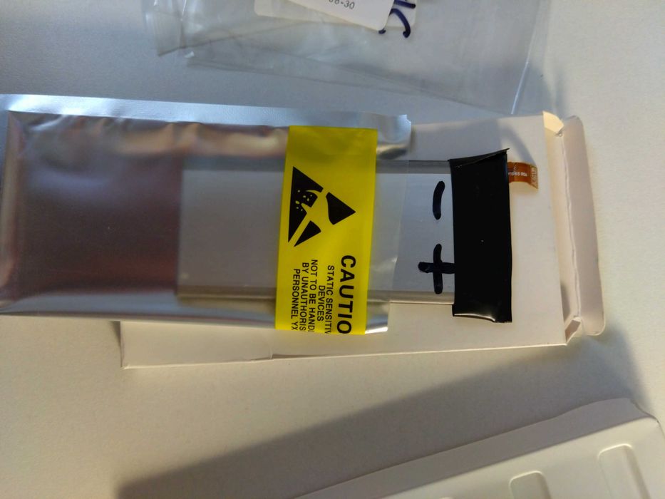 Отдам запчасти для смартфона