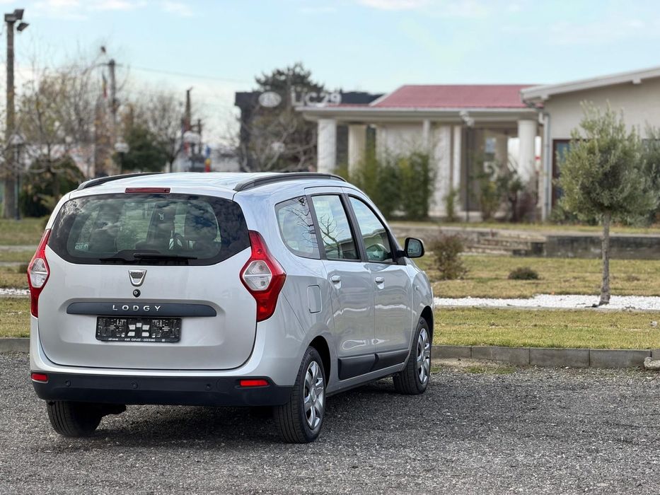 Dacia Lodgy 1.6 benzină 2014 Euro 5