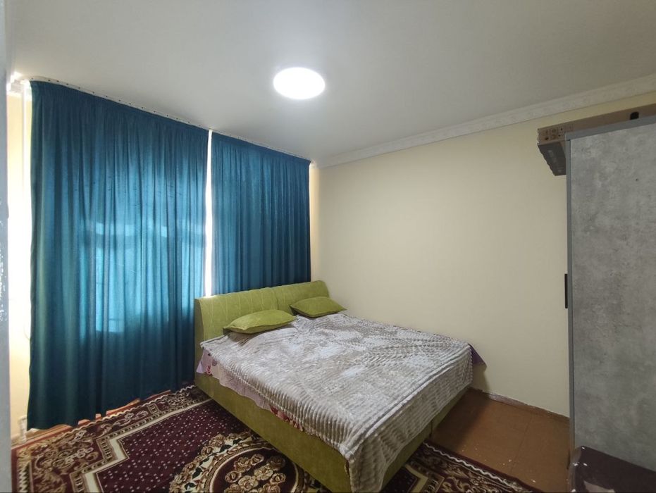 Сдаётся двух комнатная квартира нижный терассе с обстановкой