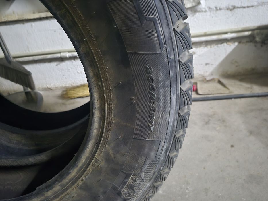 Покрышка roadstone