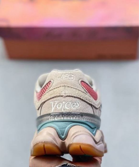 Нови дамски маратонки New Balance 9060 Penny Cookie Pink