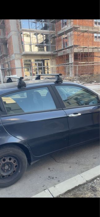 Vand Alfa Romeo 147 1.9 JTD / dau pentru rabla sau dezmembrari