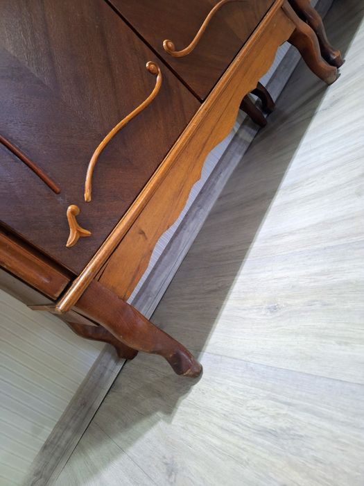 Винтажный Шкаф Румыния