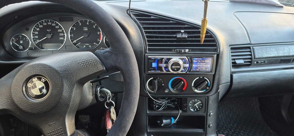 Bmw e36 vand sau schimb