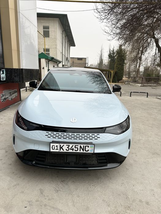 Leapmotor c01 гибрид сотилади