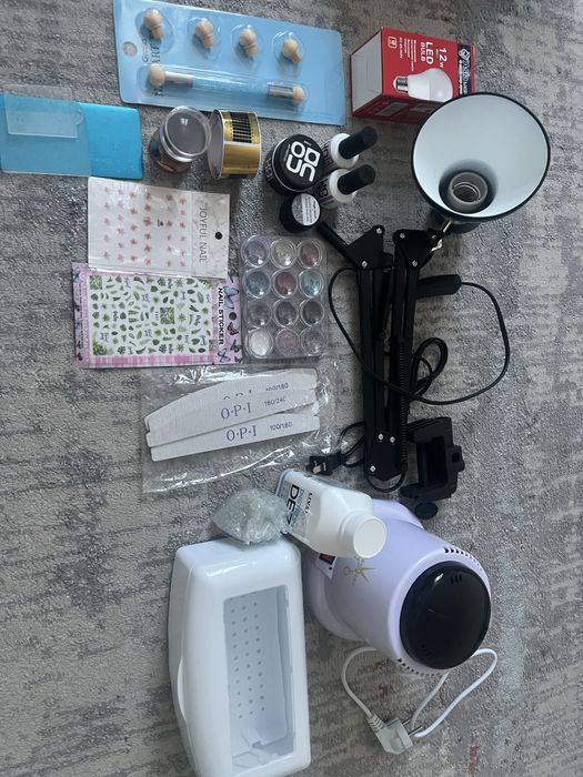 Продам новый набор для маникюра