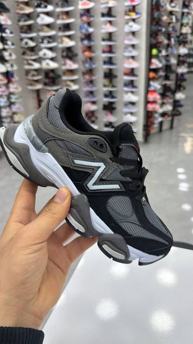 Adidasi unisex noi calitate