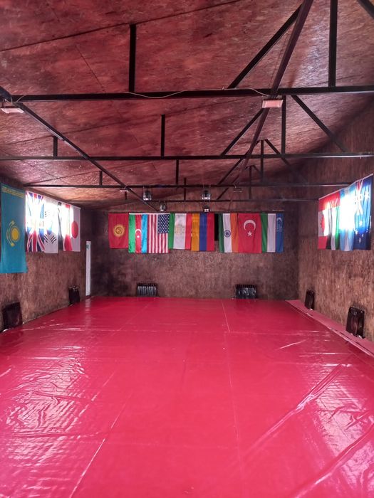 Частный дом и спортзал