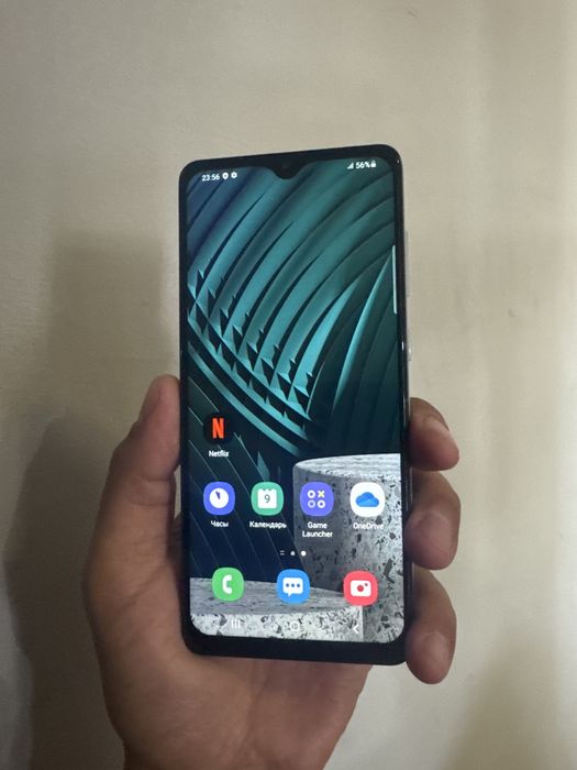 Samsung A31 4/64 продам