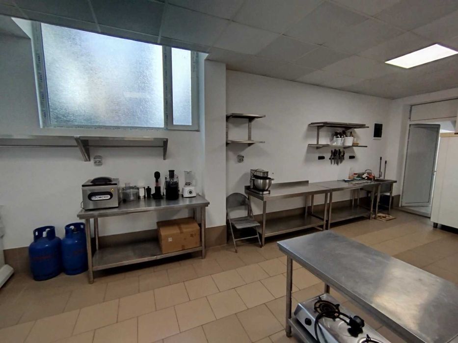 Дава се под наем Промишлена сграда в Асеновград - 50 кв.м за 255 € - Снимка #4