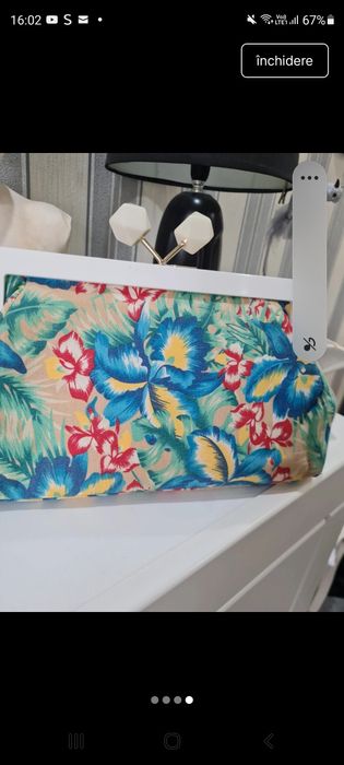 Plic elegant cu detalii frumoase