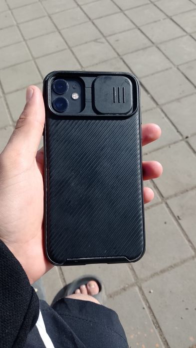 Айфон 11 черный.