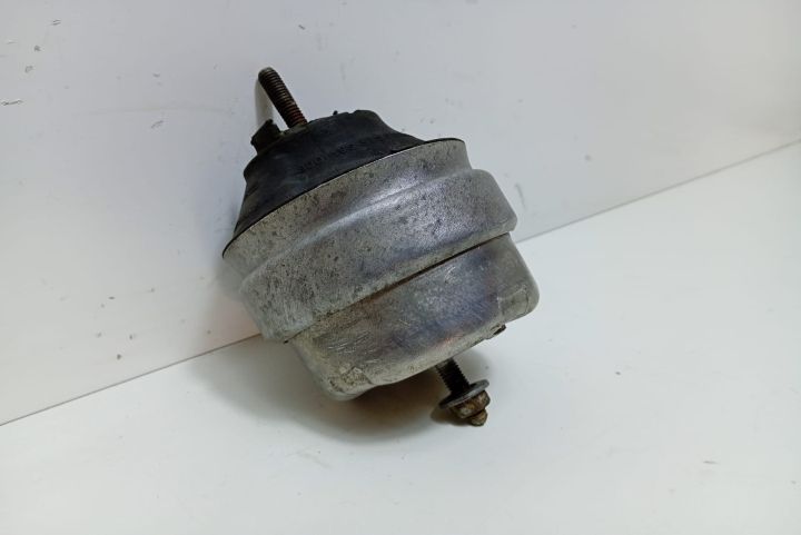 Tampon motor Volkswagen VW Passat B5.5 (facelift) seria