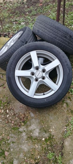 Vând set jante și anvelope vara 205 55r16