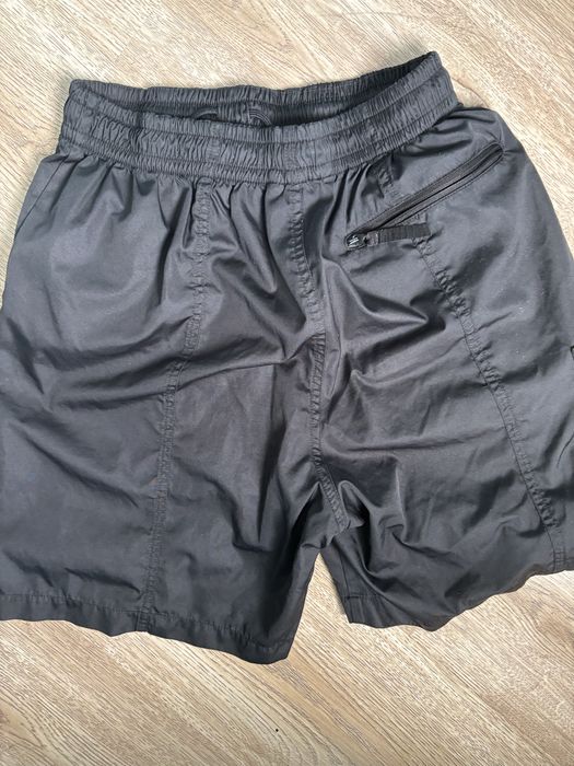 Оригинални къси панталони на найк