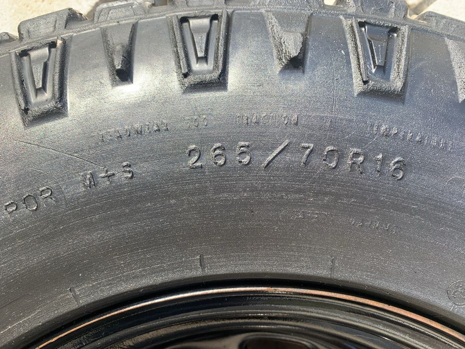 Гуми Wrangler 265/70/16 и джанти 8j 16” 6x139.7