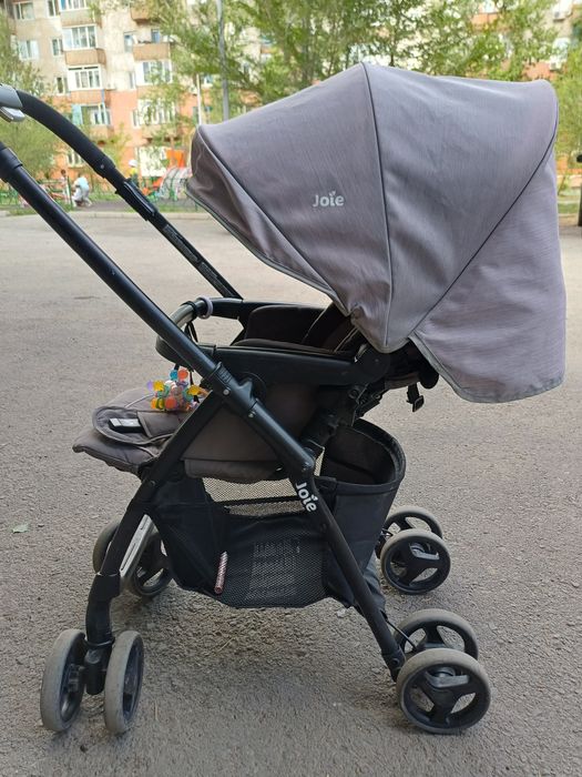 Продам коляску..