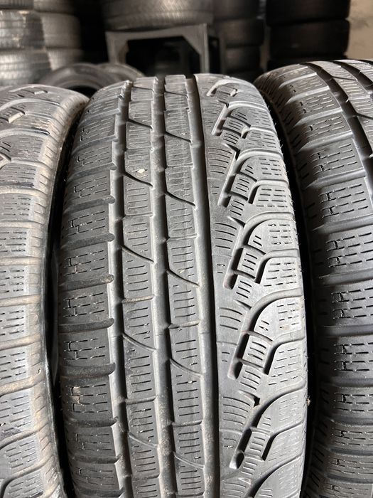 4 anvelope iarna 205/60/16 , pirelli !