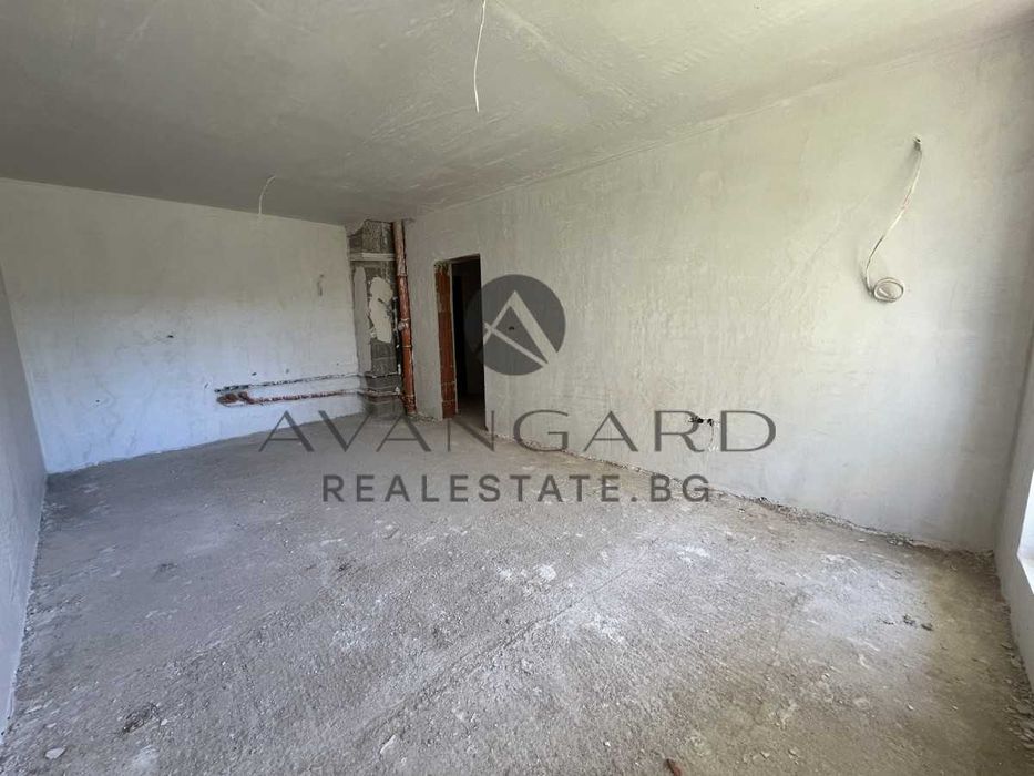 Продава се Тристаен апартамент в Пловдив, Кючук Париж - 148 кв.м за 698 €/кв.м - Снимка #1