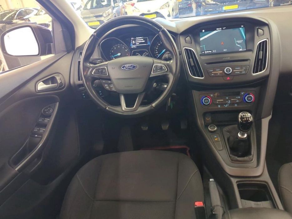 Vand Ford Focus 1.0 Benzina