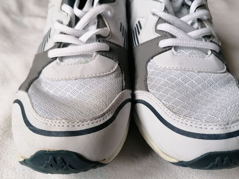 Vând adidași Kappa