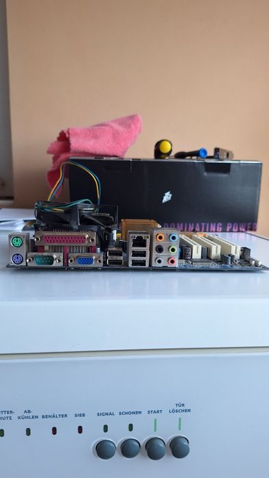 Gigabyte GA-945GZM-S2  s. 775 за части