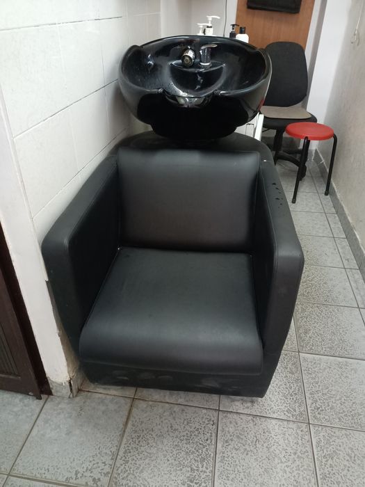 Продам мойку для салона и салонынныу мебель, не дорого