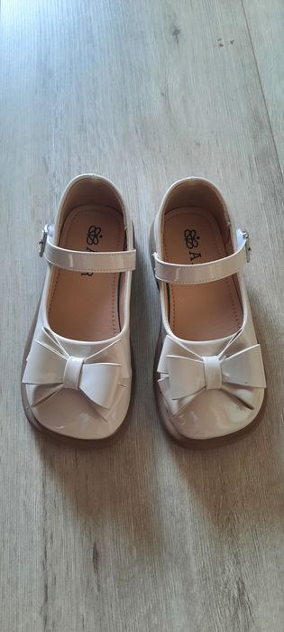 Туфли на девочку