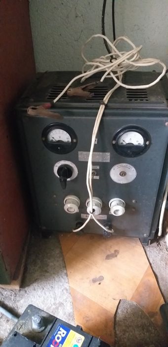 Зарядно за акумолатор