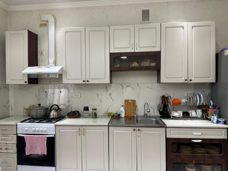 Кухонная гарнитура 3.20м