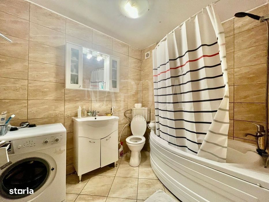 Apartament o camera de vanzare in Centru, Cluj Napoca
