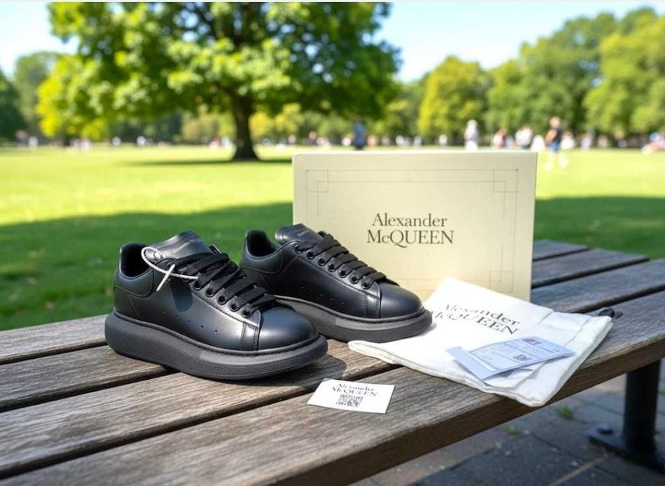 Adidasi Alexander Mcqueen Full Negru - Full Box
