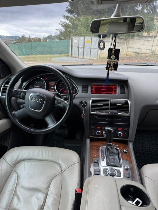 Audi Q7 3.0  TDI 2007 213.000 km Automat