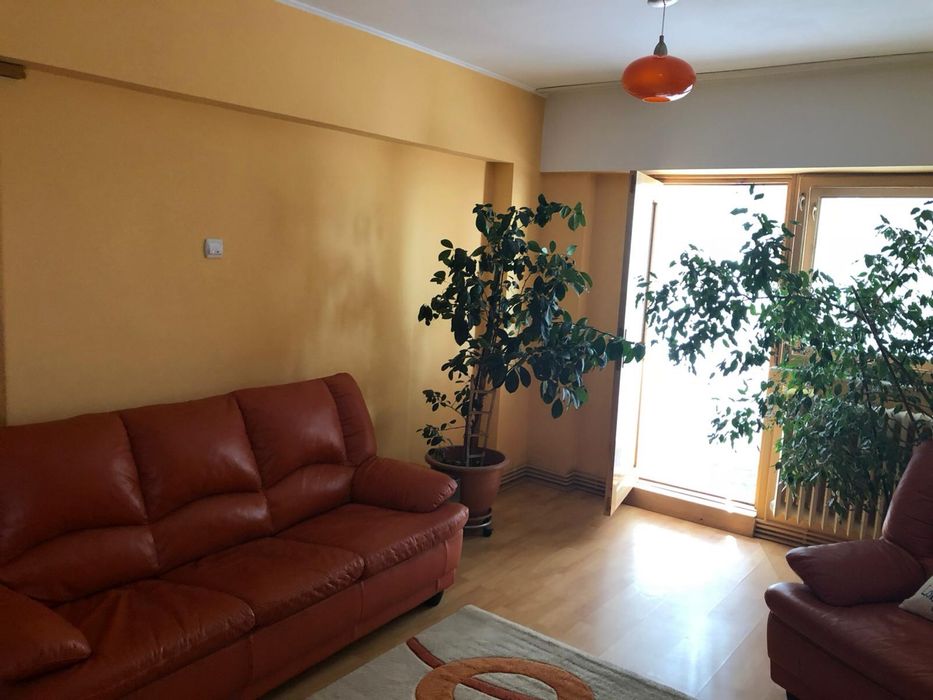 Vand apartament cu 4 camere (modificat in 3)