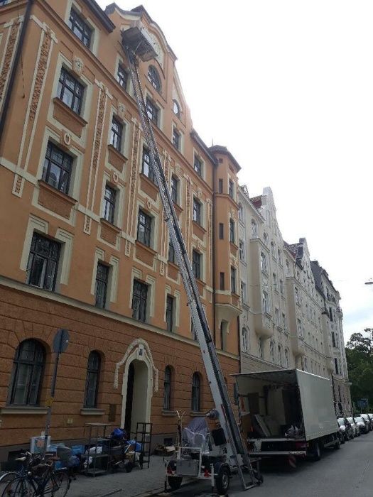 Inchiriez macara-lift mobil exterior