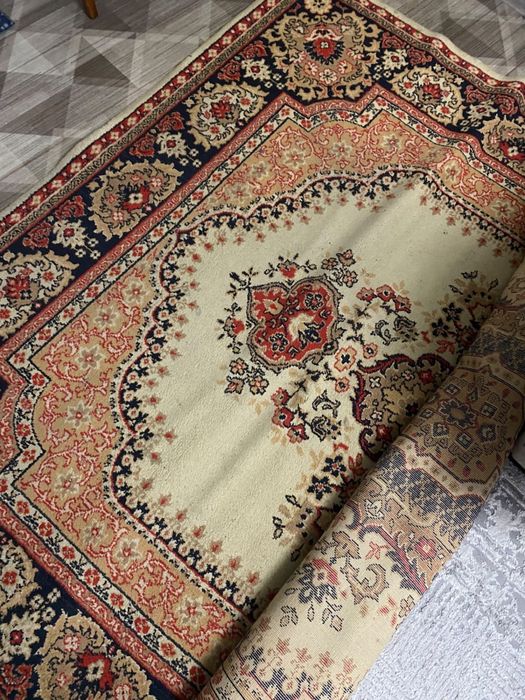 Продам ковер 2*3 м