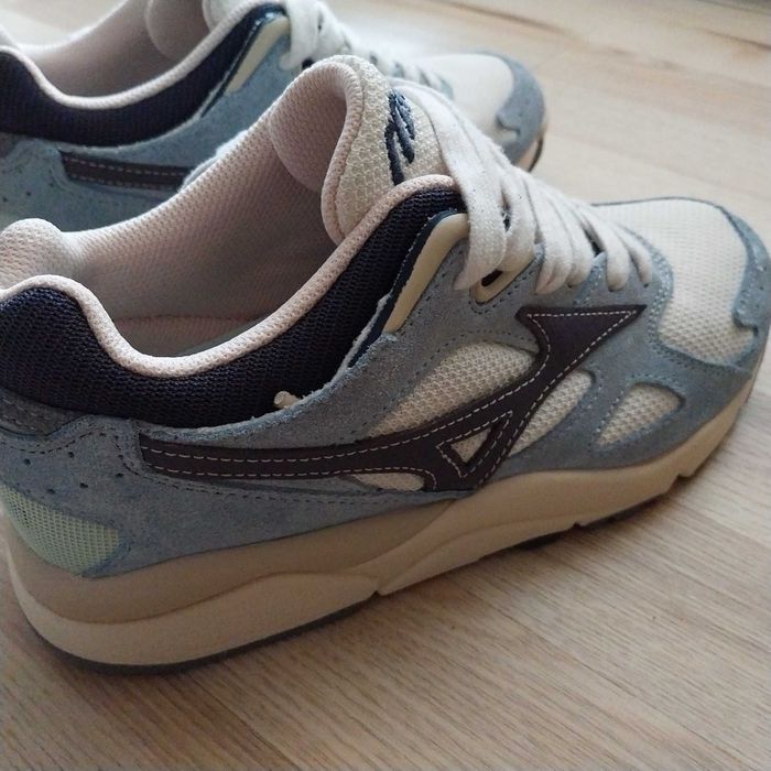 Оригинални маратонки Mizuno