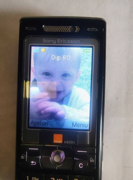 Sony Ericsson k800i  (decodat, lb română)
