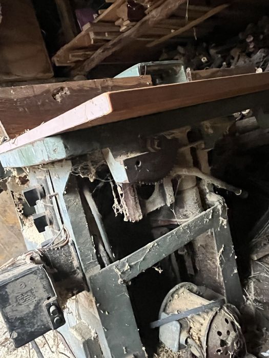 Петоперационна дървообработваща машина