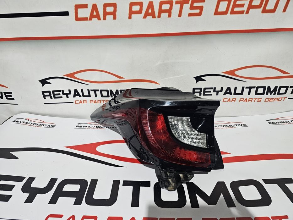 Stop stanga Toyota Yaris dupa 2020 cod V356/010L