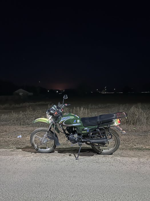 Продам мотоцикл Yaqi