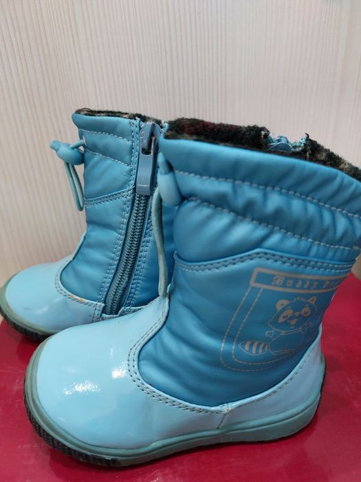 Продам обувь детская