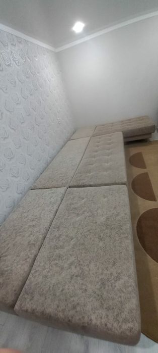 Мягкий уголок, диван