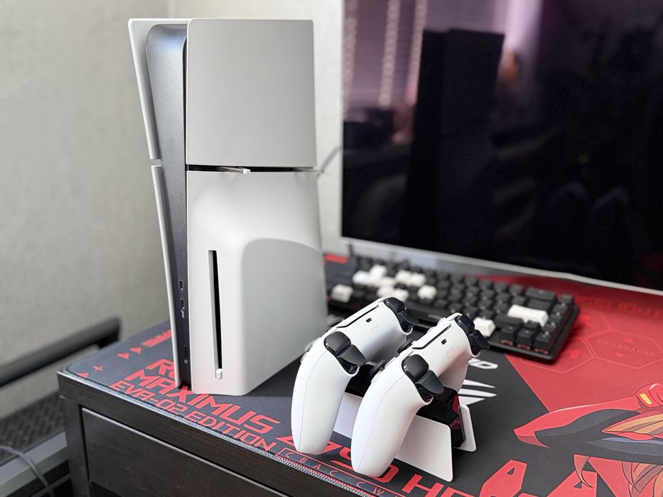 Sony PlayStation 5 slim с дисководом