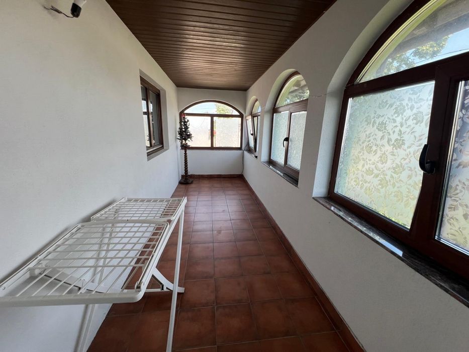 Casa cu etaj, spatiu comercial, garaj (service auto) Independenta, DN25, Galati